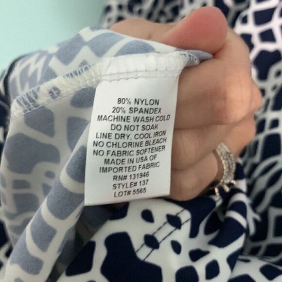 JUDE CONNALLY BETH DRESS IN LATTICE GEO NAVY - Picture 6 of 9